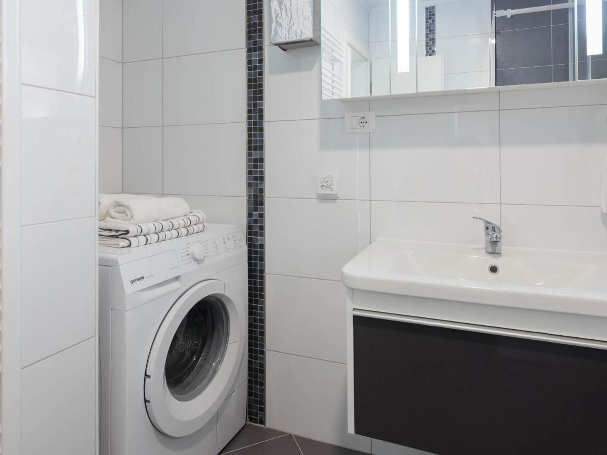 Apartment Lana St Супетар Екстериор снимка
